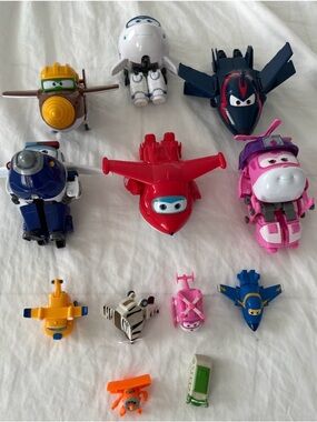 Super Wings Kids Toy Plane Set